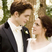 Bella And Edward marry Twilight Saga